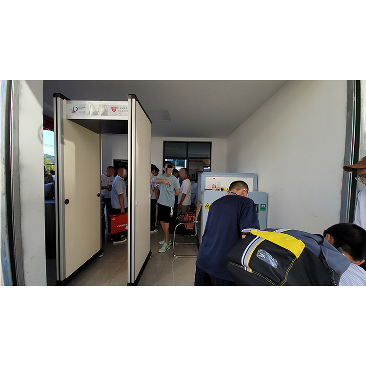 1634869923783618.jpg 浙江臺(tái)州觀瀾中學(xué)1.jpg